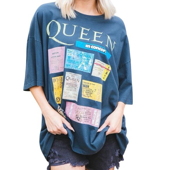 DAYDREAMER Queen Ticket Collage Tee One Size New without Tag MSRP $88 - Picture 8 of 15